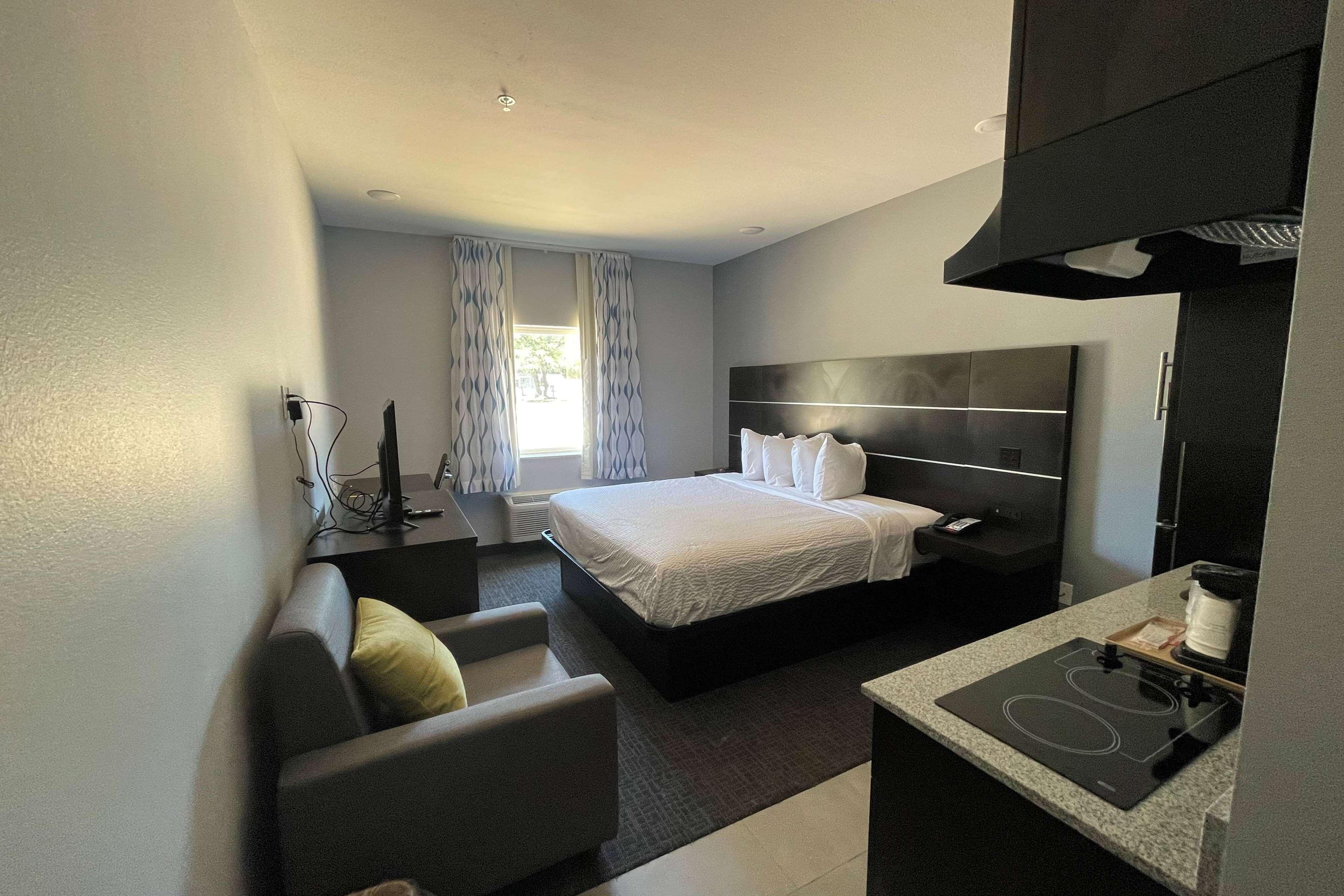 Days Inn By Wyndham Zachary La Extérieur photo
