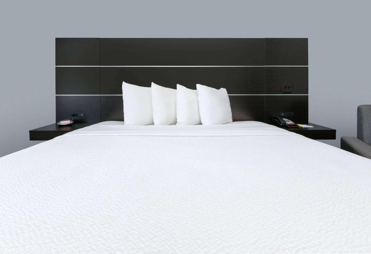 Days Inn By Wyndham Zachary La Extérieur photo