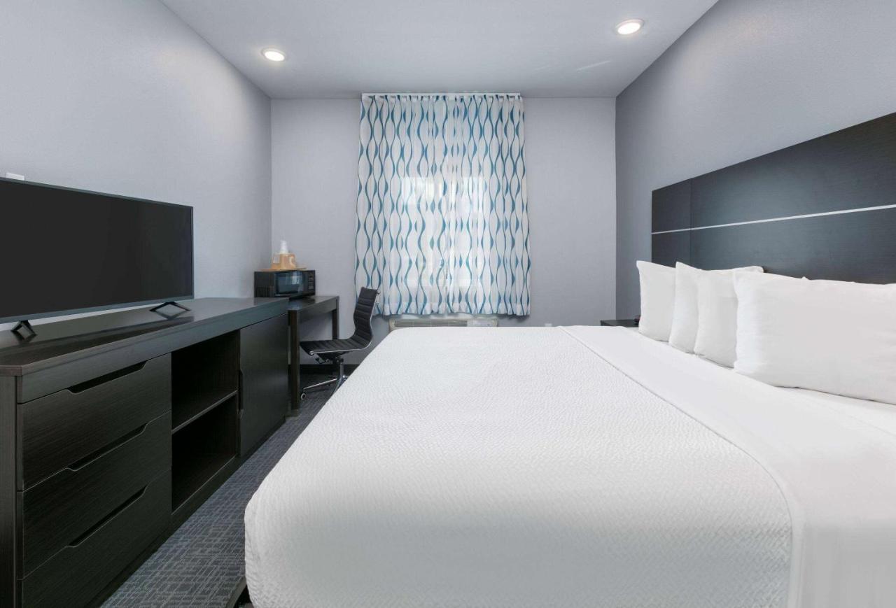 Days Inn By Wyndham Zachary La Extérieur photo