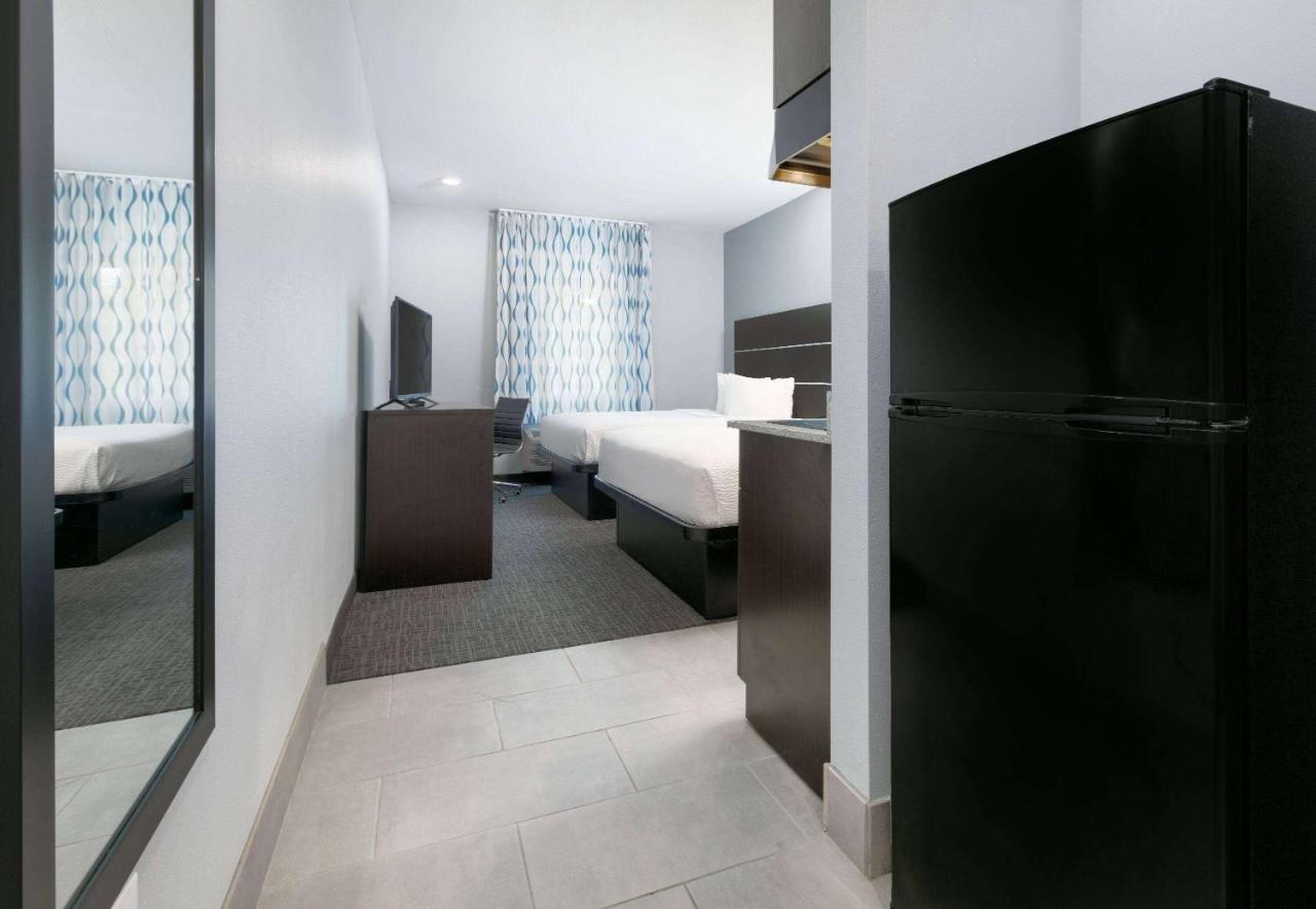 Days Inn By Wyndham Zachary La Extérieur photo
