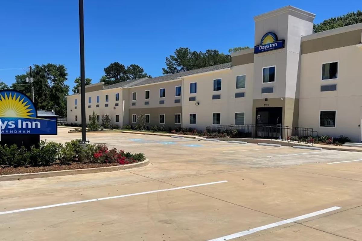 Days Inn By Wyndham Zachary La Extérieur photo